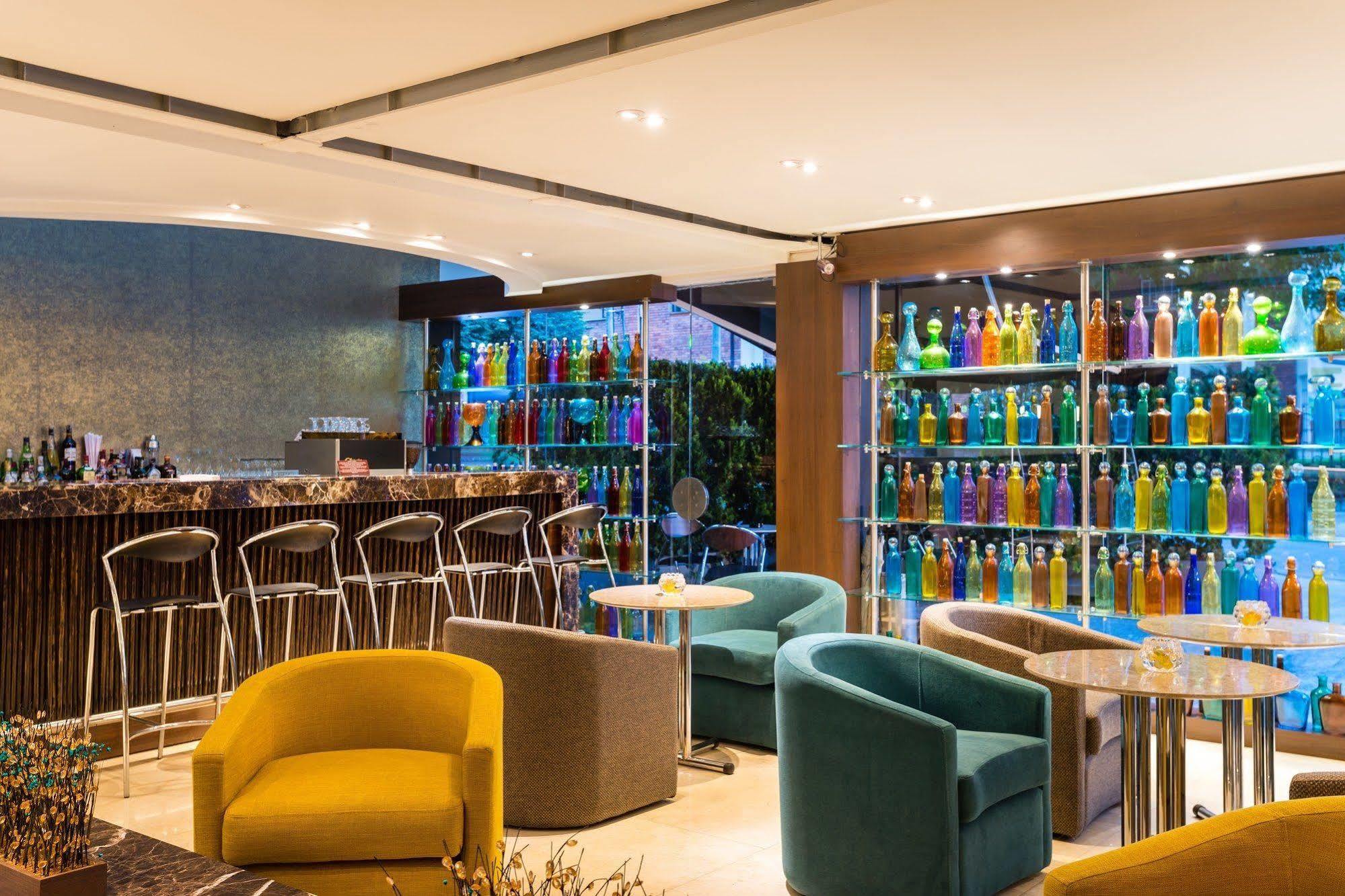 Hotel Lugano Suites โบโกตา ภายนอก รูปภาพ