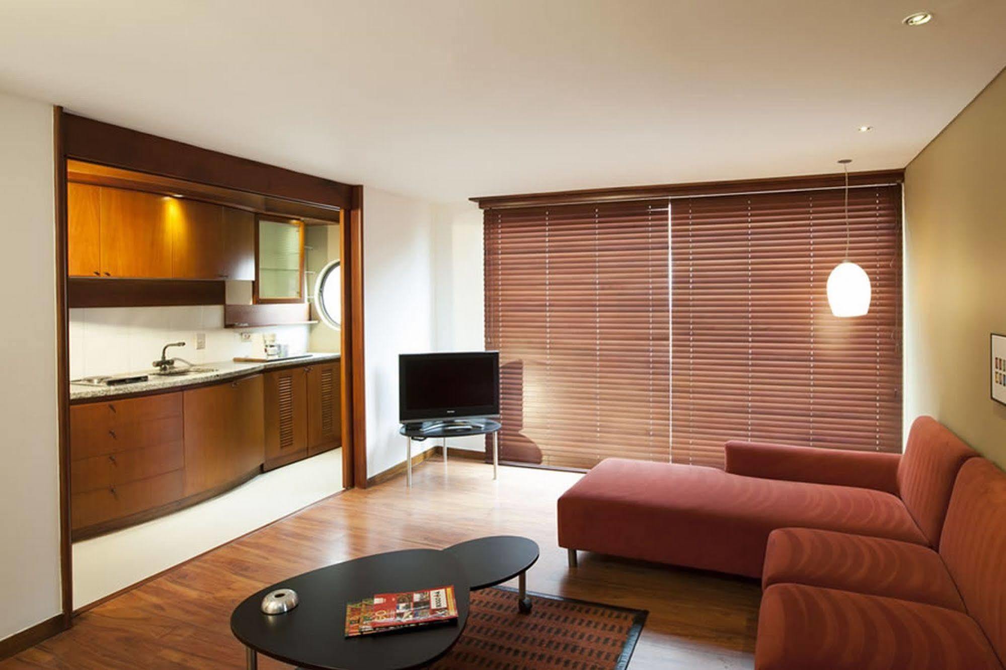 Hotel Lugano Suites โบโกตา ภายนอก รูปภาพ