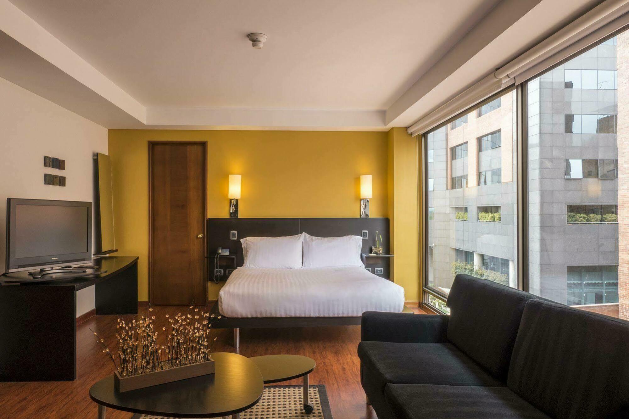 Hotel Lugano Suites โบโกตา ภายนอก รูปภาพ