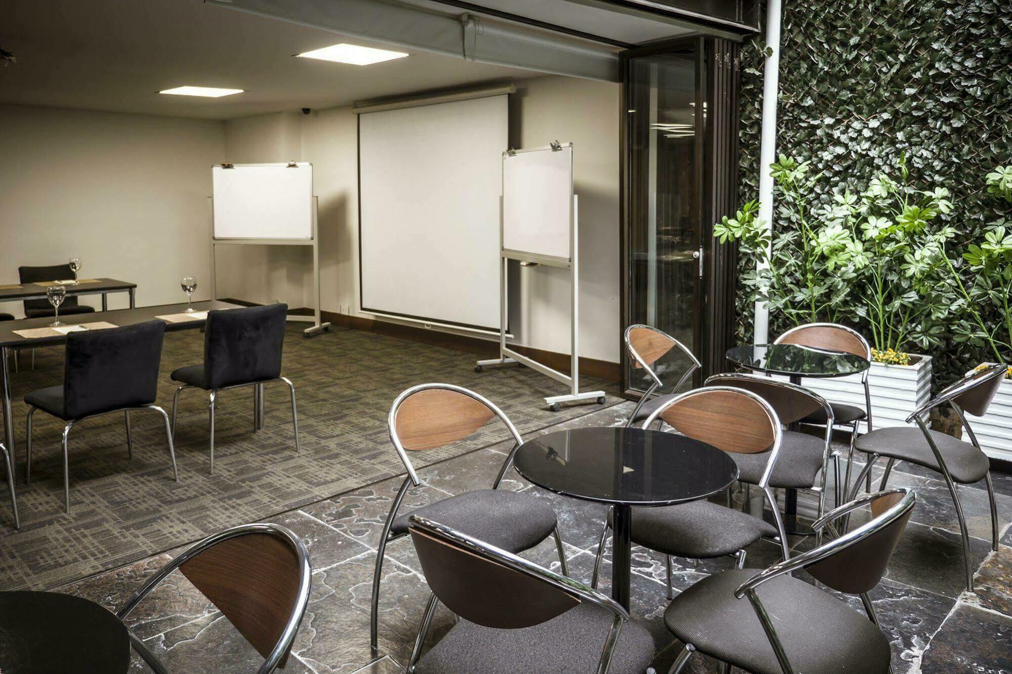 Hotel Lugano Suites โบโกตา ภายนอก รูปภาพ